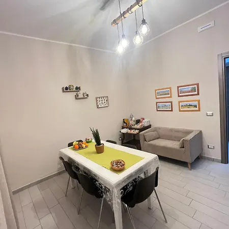 Chiaravalle Apartment