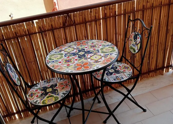 Chiaravalle Apartment *