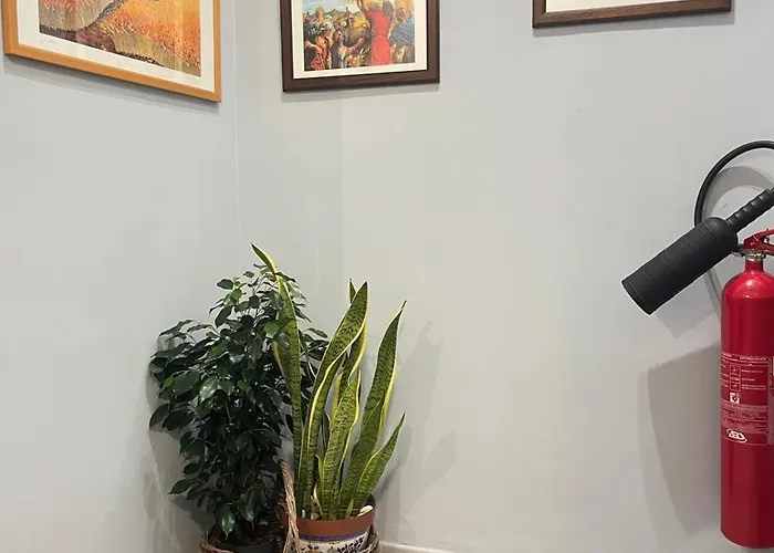 Chiaravalle Apartment