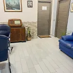 Chiaravalle Apartment *