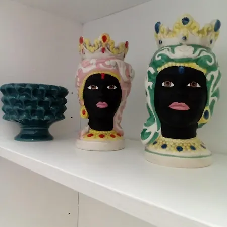 Chiaravalle Apartment *