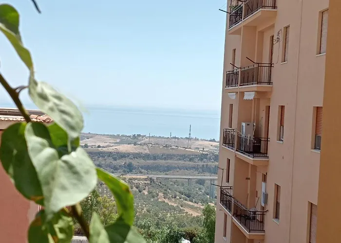 Chiaravalle Appartement *